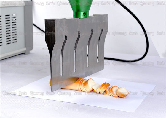 Cortadora ultrasónica modificada para requisitos particulares del color para la comida congelada de la carne del tomate